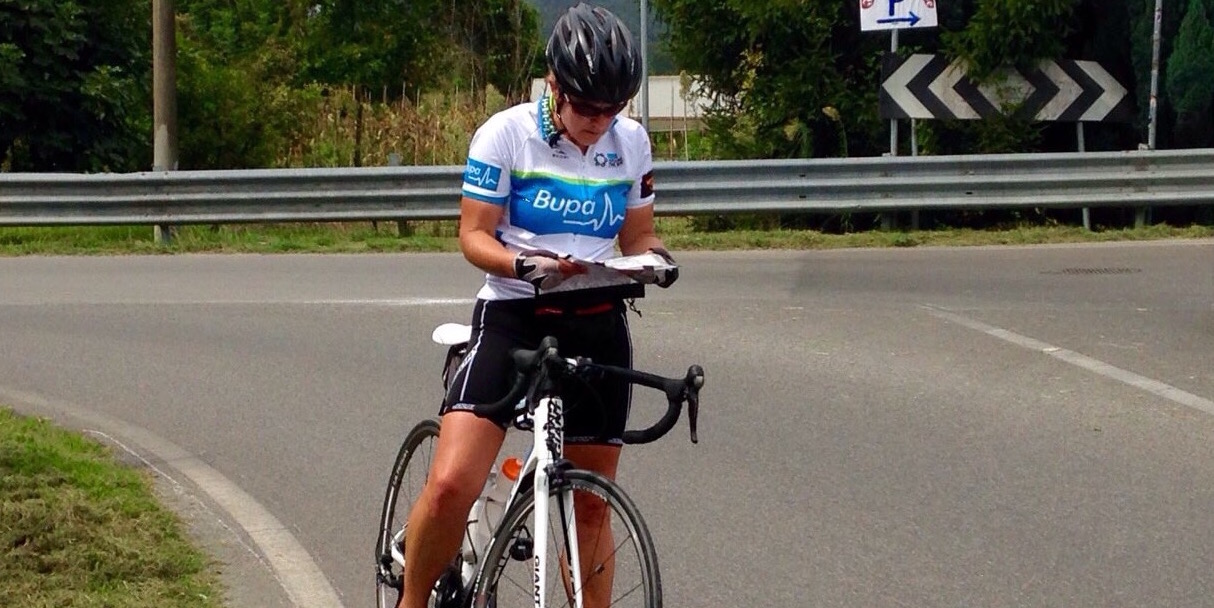 Kelli (sisters) from Australia lost :)) crossing Toscana hills