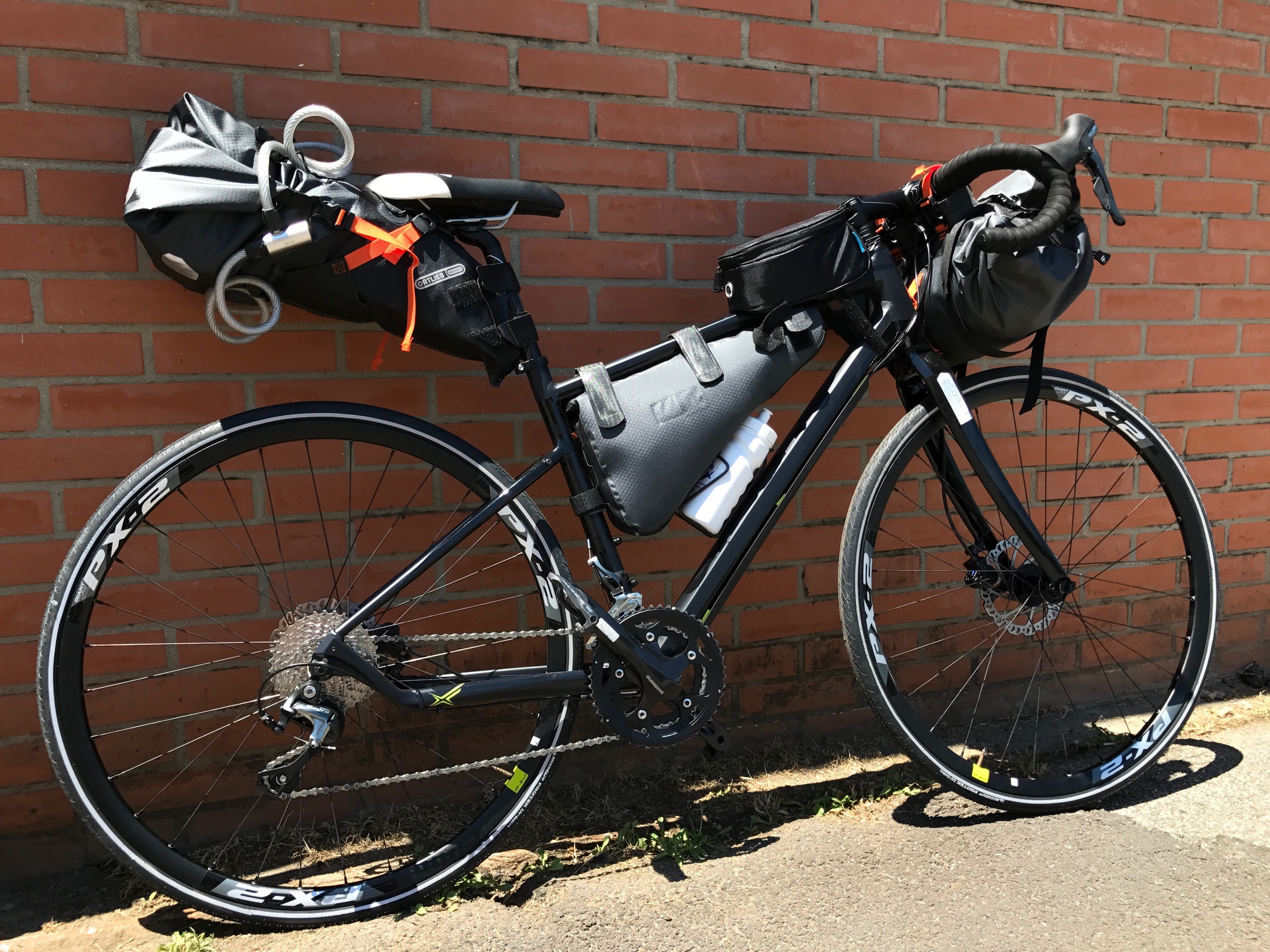 Our Gravel bike full ORTLIEB bags equipped is ready to start for a Toscana ride