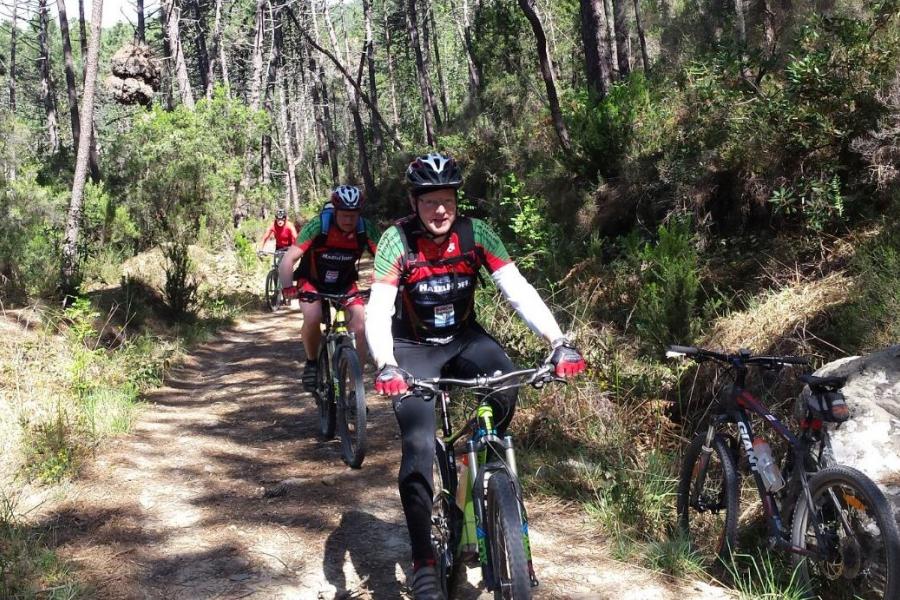 Jan & Friends from Netherlands enjoying Monti Pisani trails